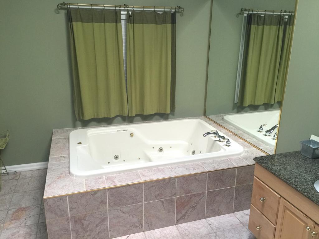 Grey Rose Suites Hanover Екстериор снимка