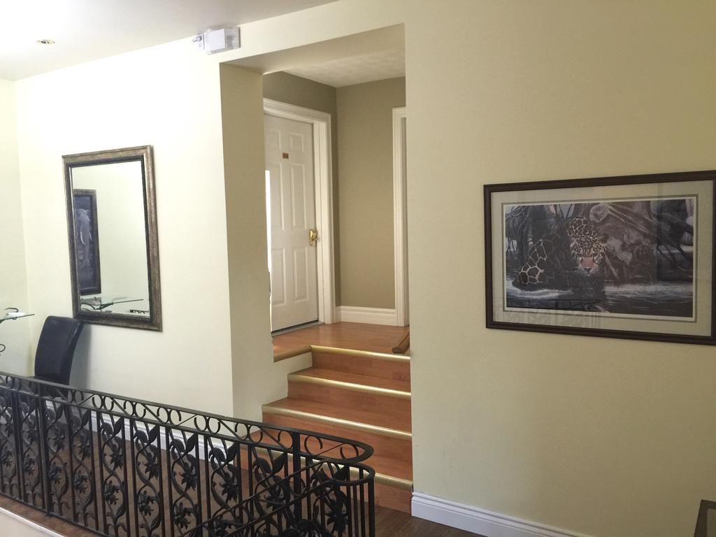 Grey Rose Suites Hanover Екстериор снимка