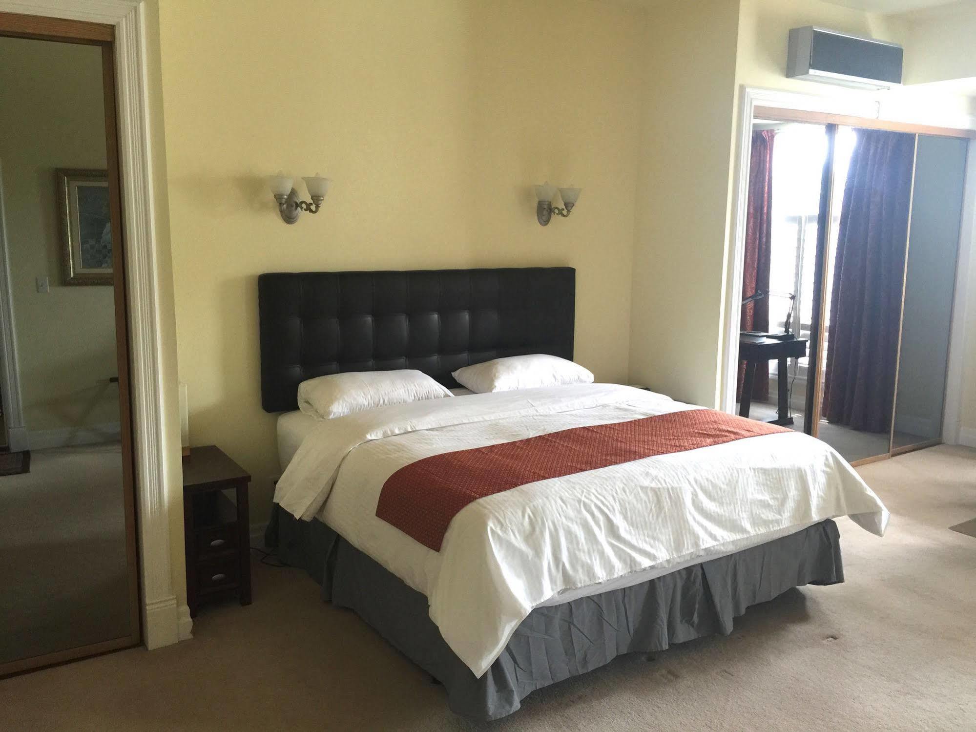 Grey Rose Suites Hanover Екстериор снимка