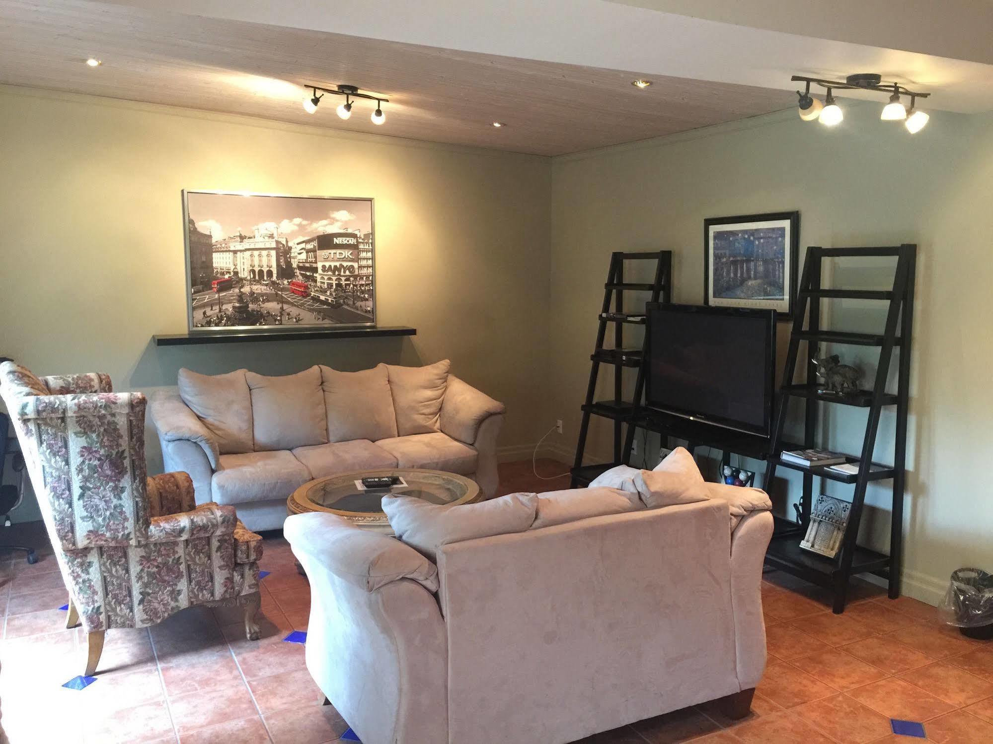 Grey Rose Suites Hanover Екстериор снимка
